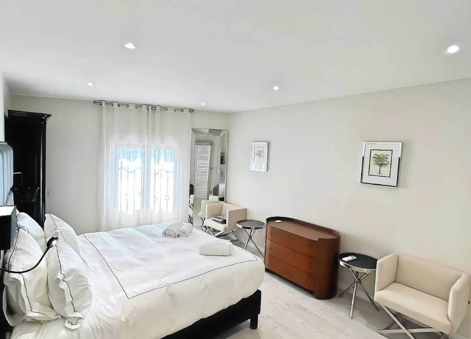 Villa Marsa - Cannes - On Beach